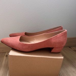 Franco Sarto Pink Suede Low Heels Sz 8.5